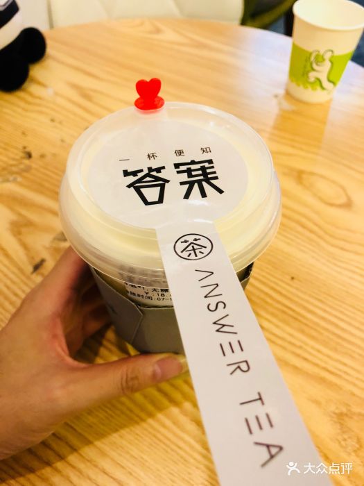 态度美女接手的原来古美西路店v态度帅哥非常和漫画美女吻帅哥图片