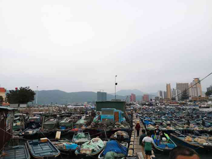 澳头海鲜市场合兴海鲜批发部"澳头海鲜市场,是当地人最推荐的一个