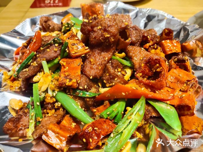 铁板孜然蒙古羊肉