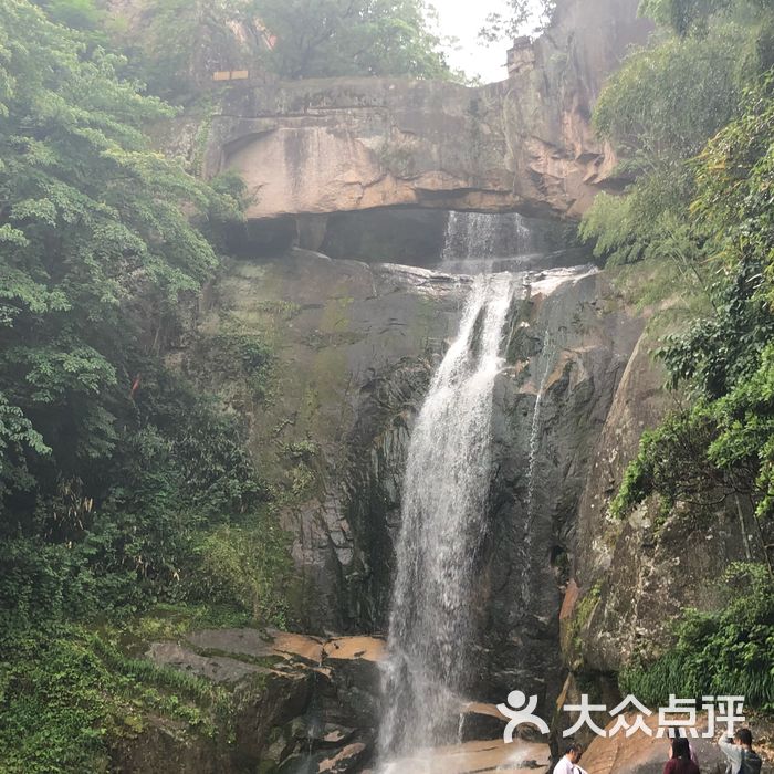 天台山石梁飞瀑景区