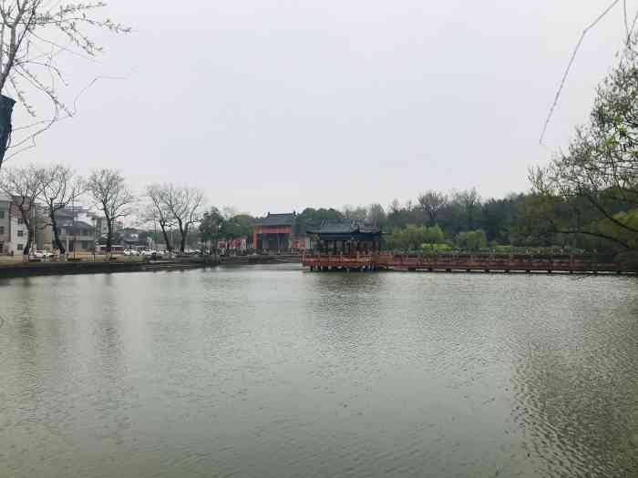 西湖李家-"一日游来到进贤西湖李家,一进售票处车开进