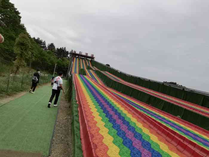 鹤栖谷景区-"这应该是个新开发的景点,所有需要进门的都.