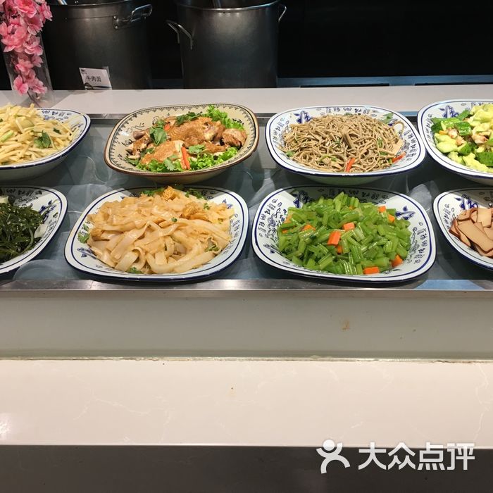 倪氏海泰大酒店零点自助餐厅