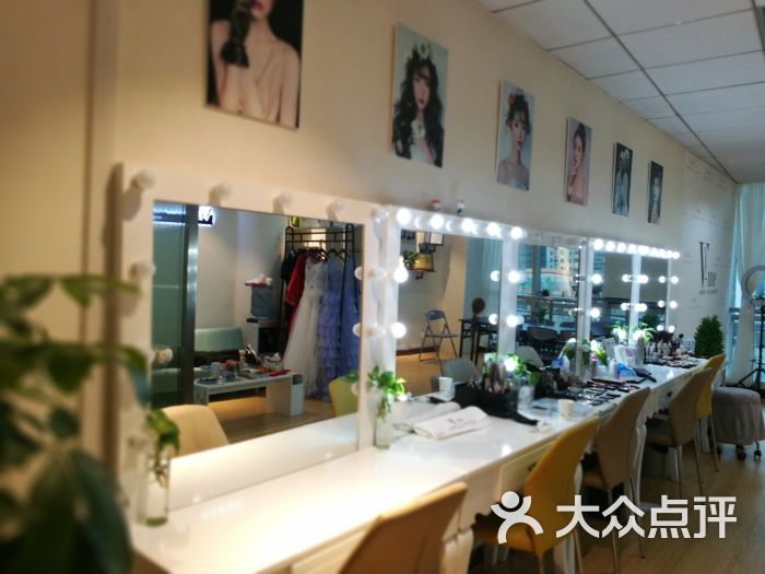 v-me 唯幂化妆造型培训工作室(v.me 唯幂化妆造型.