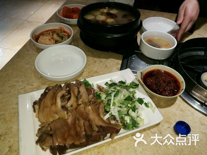 英子狗肉馆(海兰路店)图片 第1张