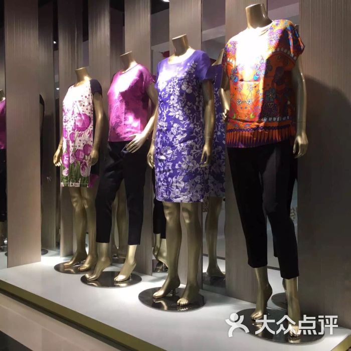 马克.张服装店图片 - 第3张