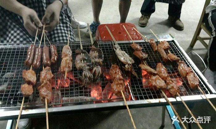 在五月入住的,作为整个部门的出游活动,这.-春