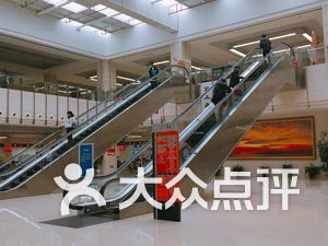 地理位置:得天独厚,红膳房位于眉州路上。.-红