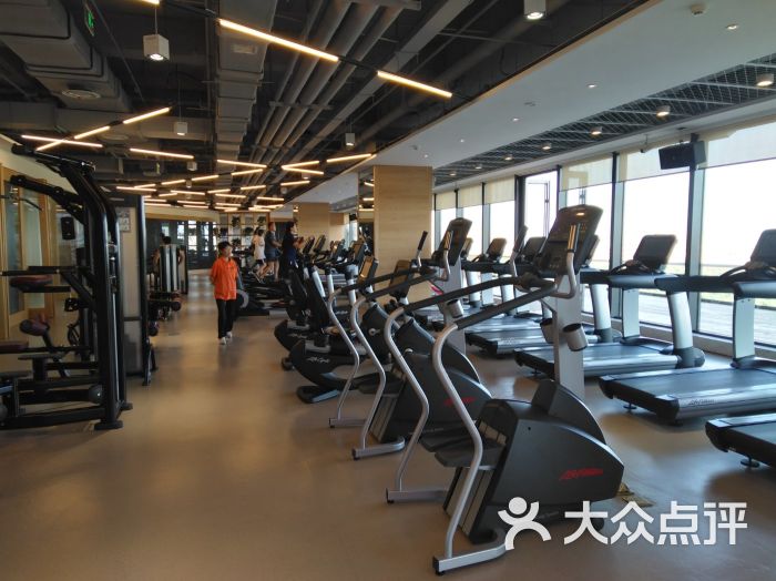 A1健身俱乐部(欧亚新生活店)