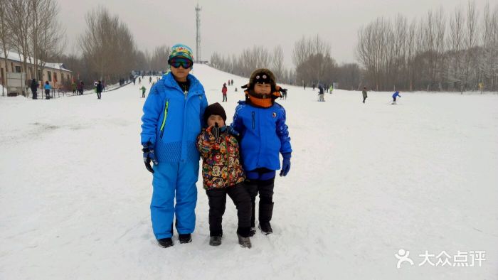 飞天滑雪场图片