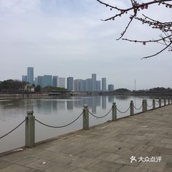 诸暨与义乌人口面积比较_诸暨外来人口分布图(3)