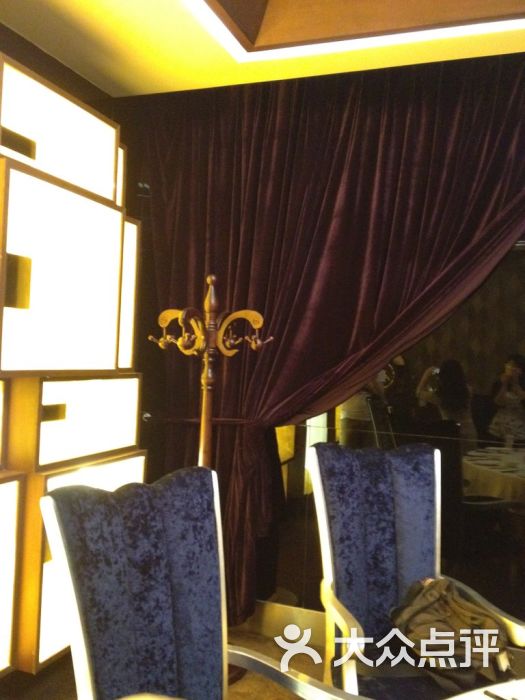 华西村人均收入_泰妃阁 人均