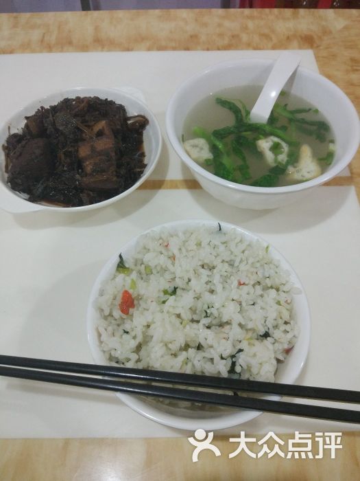 梅干菜扣肉菜饭套餐