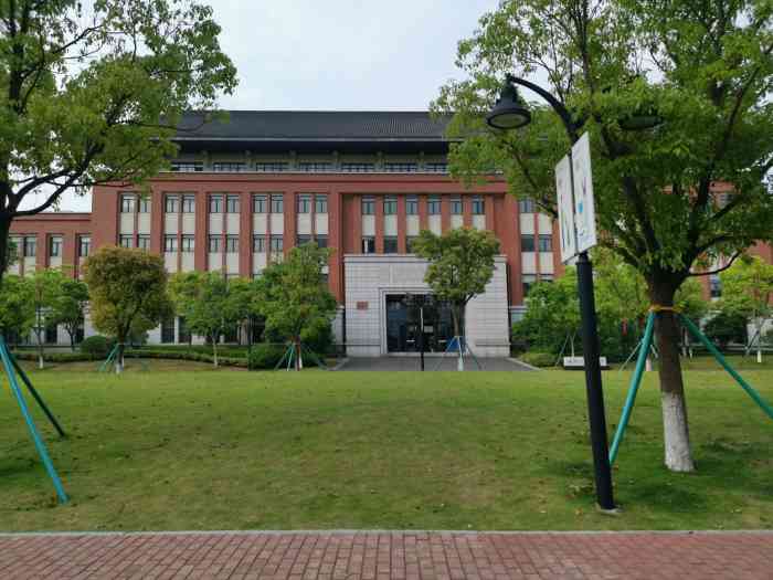 浙江大学(舟山校区)-"浙江大学舟山校区!其实一开始很