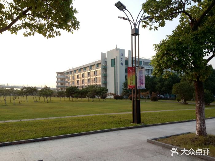 南京医科大学(江宁校区)图片