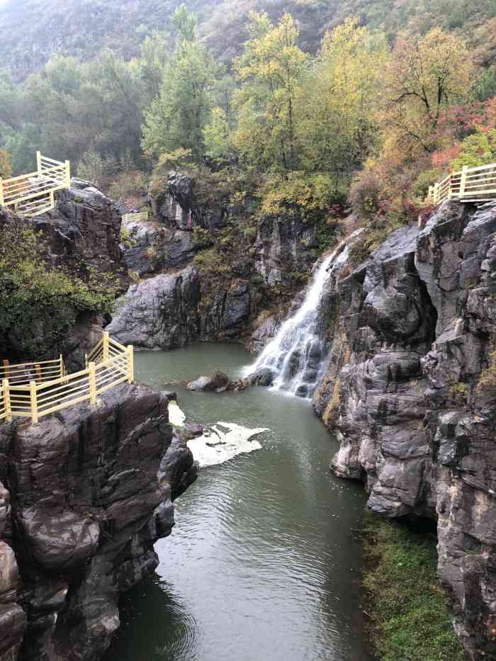 百里山水画廊乌龙峡谷