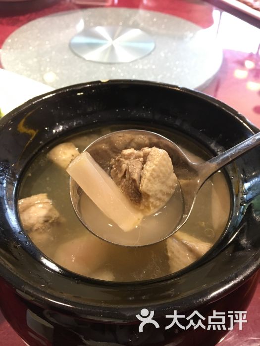 酸萝卜老鸭汤