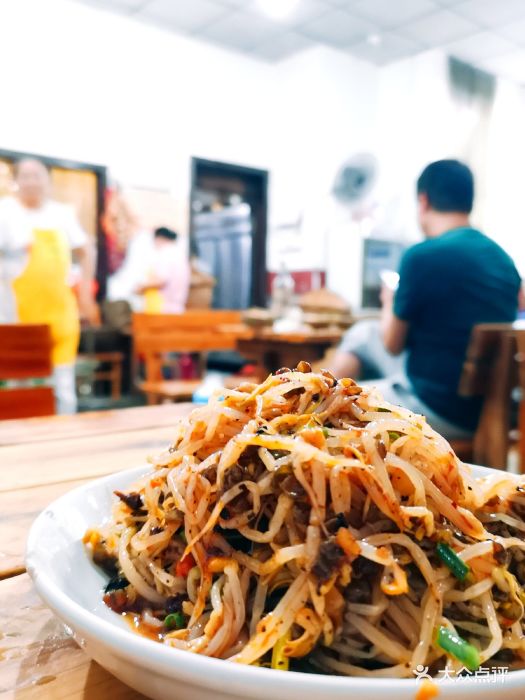 龙湖水晶郦城肥肠粉-凉拌豆芽图片-重庆美食-大众点评网