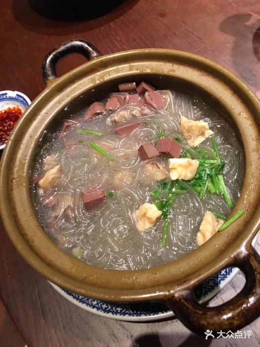 鸭血粉丝煲