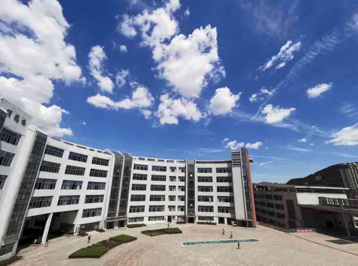 青岛科技大学(崂山校区)