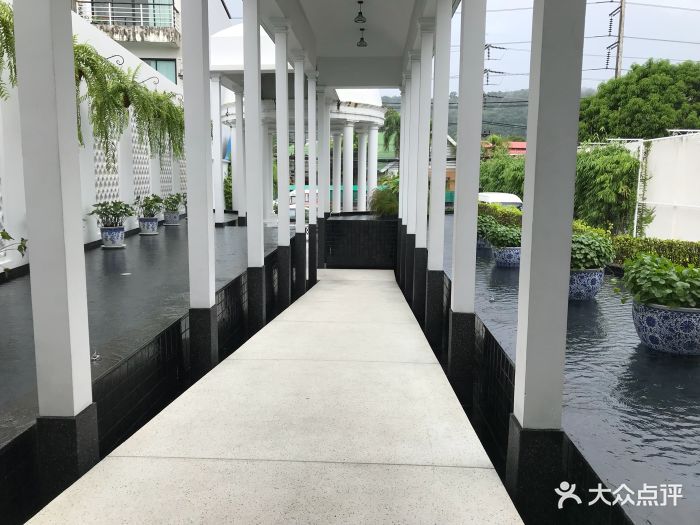 在网上看到的网红酒店之一,名字挺特别,照.-小