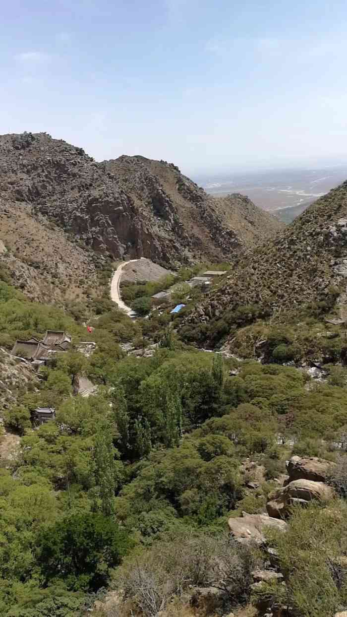 贺兰山滚钟口景区-"爬山去还不错～很有感觉～景区待.