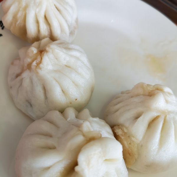 猪肉三鲜蒸包 ￥
