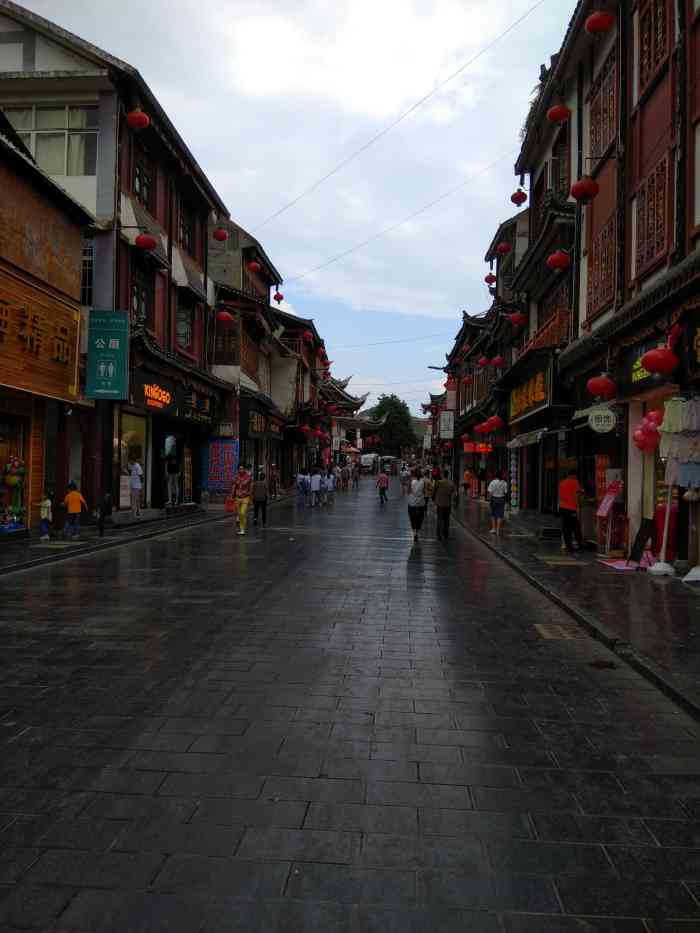 织金古城步行街-"在城里面无意间穿过了一条小巷子,是