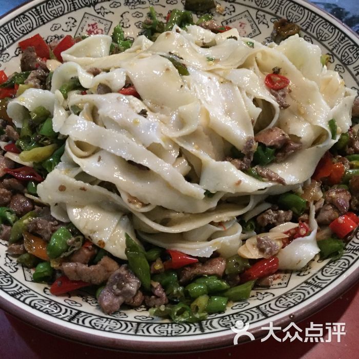 何吉发手撕面(财经广场店)的点评