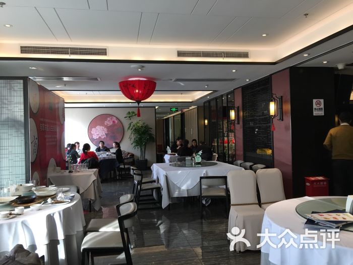 眉州东坡(民族园店)二层大厅图片 第15张