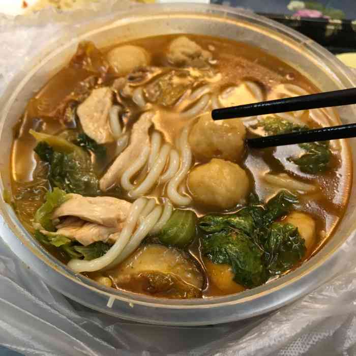 过桥米线(鄞州万达店)-"麦饼,不正宗,完全没味道,最普通的虾皮麦.