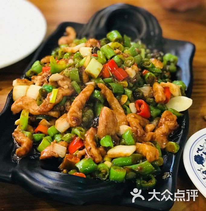 辣椒炒肉筋