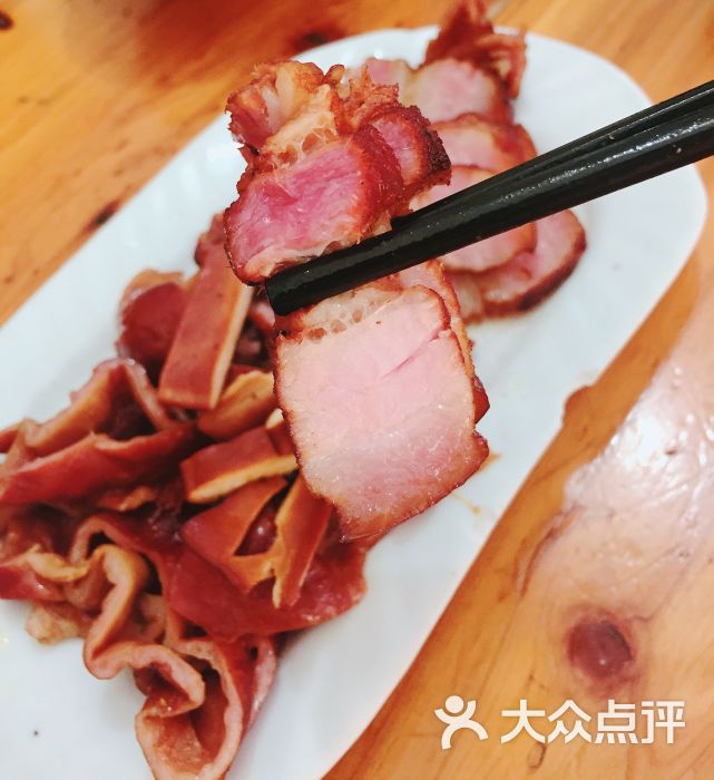 老味聚粉汤羊血三鲜煮馍-梆梆肉图片-西安美食-大众