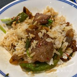 辣椒炒肉拌饭