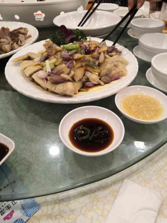 太公食府-"太公食府在乐从水藤路口旁,该家饭馆已经开