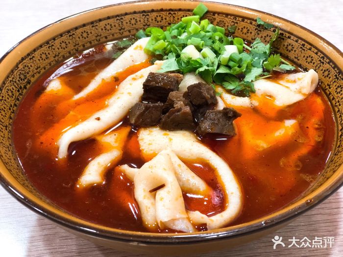 红烧牛肉铺盖面