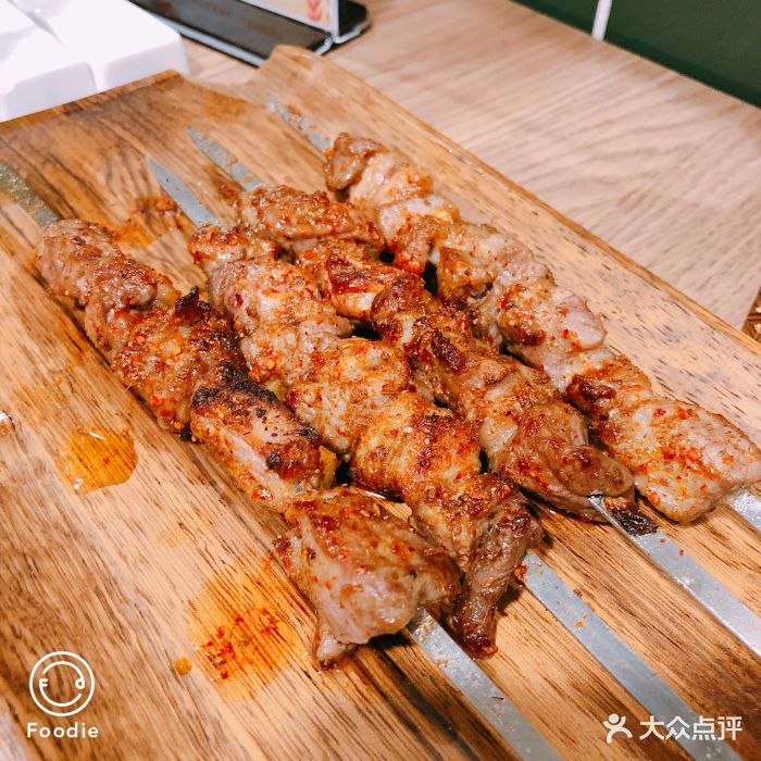 馕坑铁签羊肉串