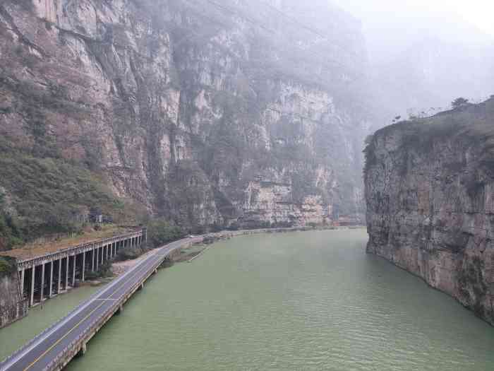 金口大峡谷景区-"金口大峡谷坐落于乐山市金口河区,.