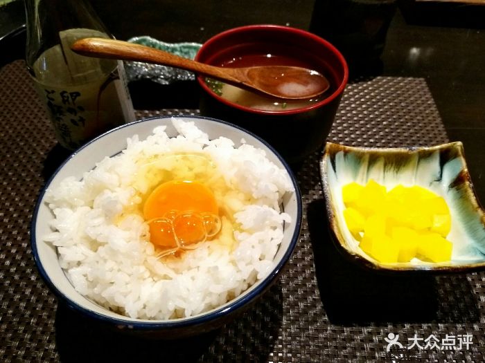 日本生鸡蛋拌饭