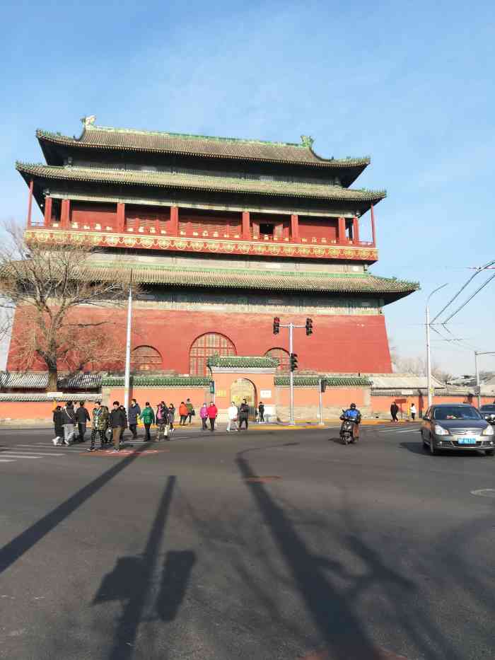 北京钟鼓楼-"钟楼,位于北京东城区地安门外大街,在.