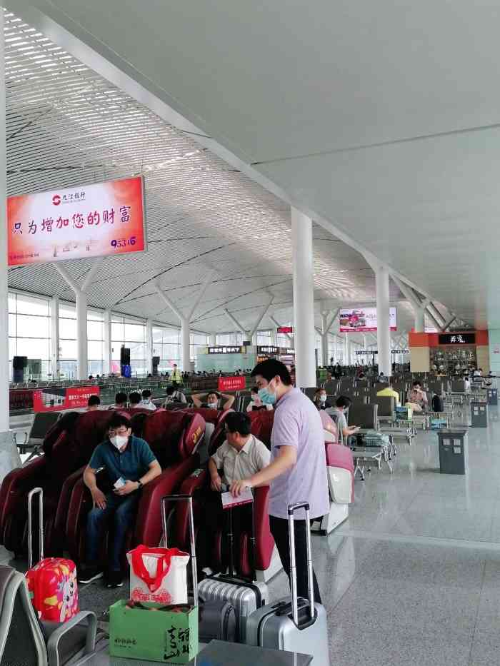 南昌昌北国际机场-"每次去南昌的飞机都得坐摆渡车,很