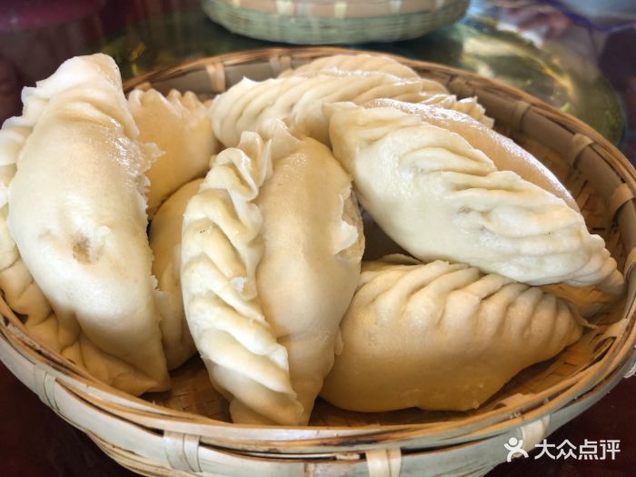 酥油茶味道比较好喝,价格也不算太高,5个.-扎