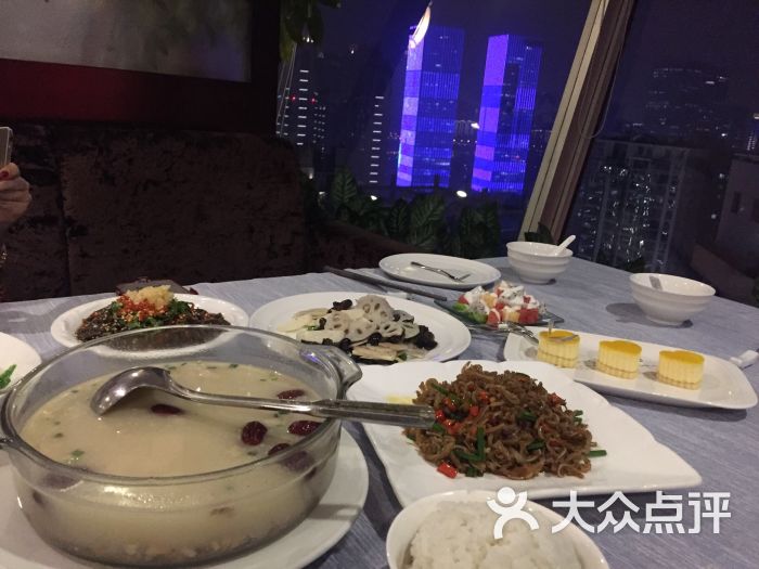 天上人间旋转餐厅(友谊宾馆)-图片-长沙美食-大众点评