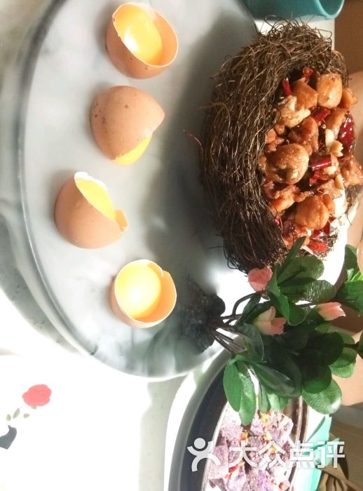 遇见你-浪漫主题餐厅-辣子鸡芒果蛋黄图片-徐州