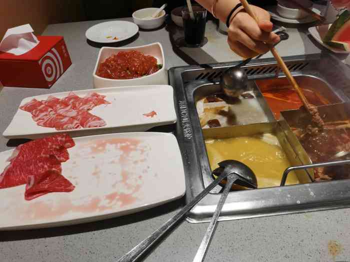 海底捞火锅(东二环店)-"海底捞东二环泰禾广场店,位于