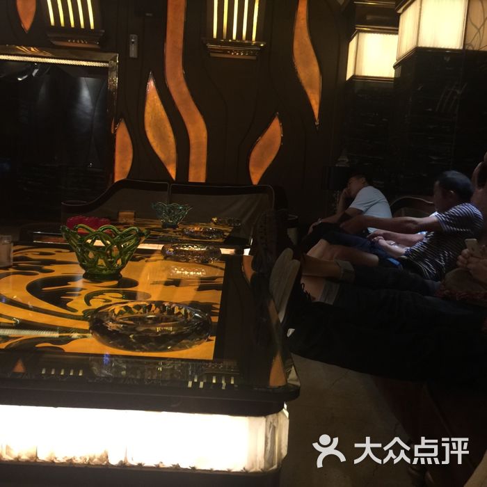 龙华夜总会