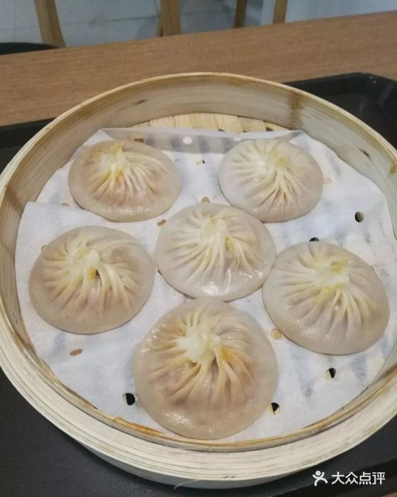 鸡汁汤包