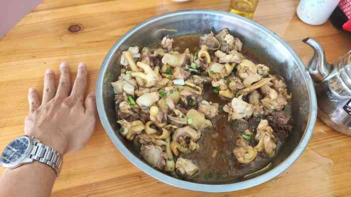 胜记美食-"在大吉沙岛的一家农家菜.那天非常冷而且有