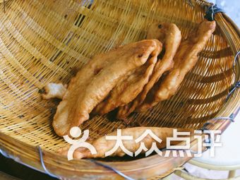 雷氏鸡冠饺