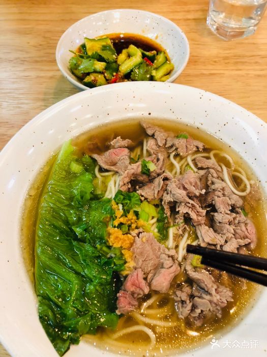 现涮鲜黄牛肉粉面